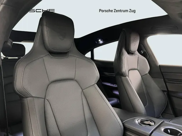 PORSCHE Taycan Turbo S