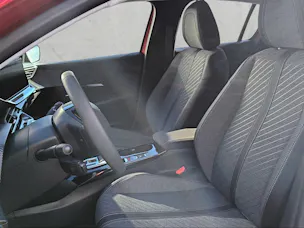 PEUGEOT 208 1.2 Hybrid Allure
