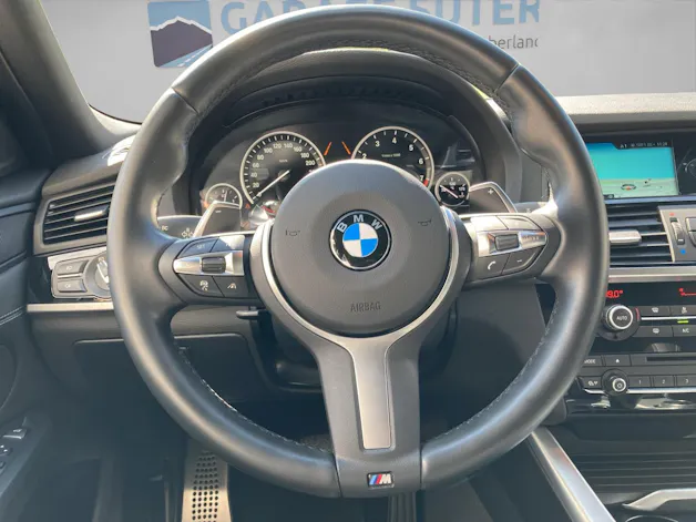 BMW X4 M40i