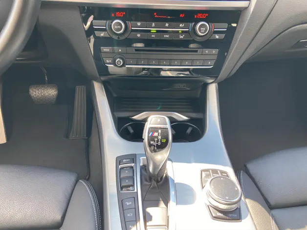 BMW X4 M40i