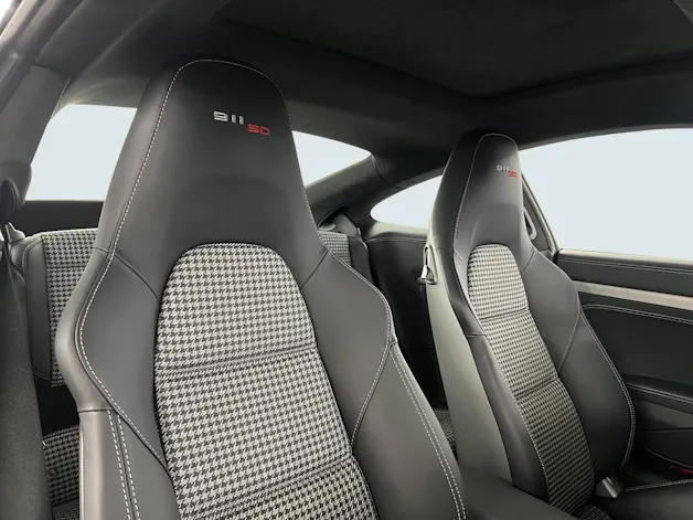 PORSCHE 911 Jubiläumsmodell 50 Jahre 911