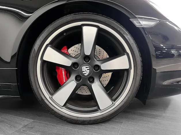 PORSCHE 911 Jubiläumsmodell 50 Jahre 911
