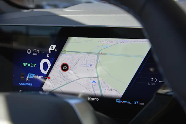 RENAULT Rafale 1.2 E-Tech Plug-in Atelier Alpine