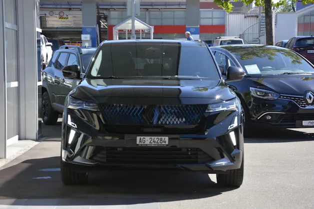 RENAULT Rafale 1.2 E-Tech Plug-in Atelier Alpine