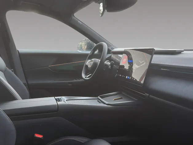 Lynk & Co 08 1.5 PHEV More