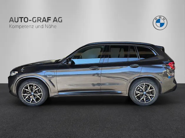 BMW X3 30e xDrive SAG