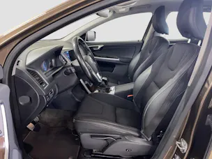 VOLVO XC60 2.0 D4 Momentum S/S