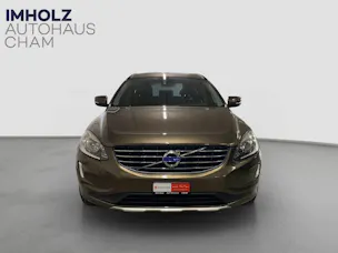VOLVO XC60 2.0 D4 Momentum S/S