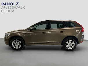 VOLVO XC60 2.0 D4 Momentum S/S