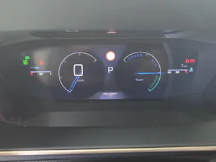 PEUGEOT 2008 1.2 Hybrid 145 GT Exclusive