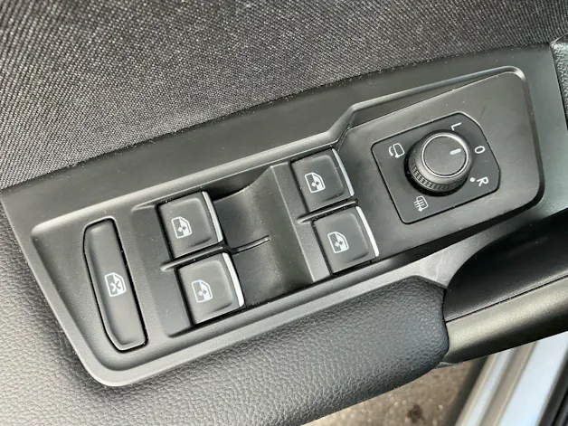 VW Tiguan Allspace ELEGANCE 193PS DSG 4 MOTION *** 7- SITZER & ANHÄNGEKUPPLUNG ***