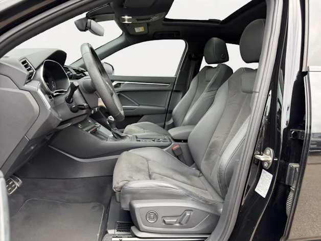AUDI Q3 Sportback 40 TDI S line Attraction 200PS