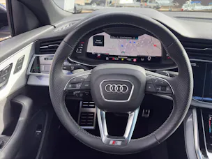AUDI SQ8 4.0 V8 TFSI quattro T-Tronic