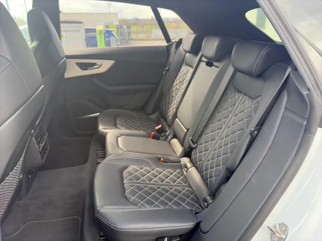 AUDI SQ8 4.0 V8 TFSI quattro T-Tronic