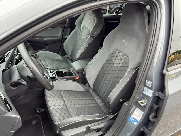 VW Golf Variant 2.0 TSI R-Line DSG 4Motion