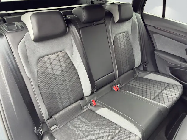 VW Golf Variant 2.0 TSI R-Line DSG 4Motion