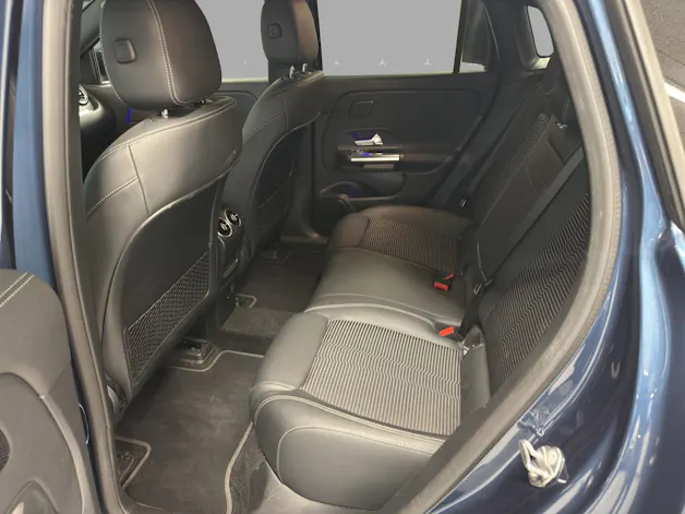 MERCEDES-BENZ EQA 300 4Matic