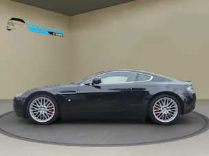 ASTON MARTIN V8 Vantage 4.7 Sportshift