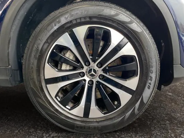 MERCEDES-BENZ GLC 300 de 4M 9G-Tronic