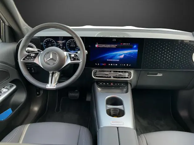 MERCEDES-BENZ GLB 350 85kWh EQ 4 Matic