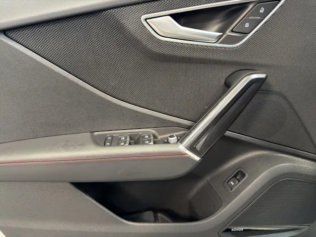 AUDI SQ2 TFSI quattro S-tronic