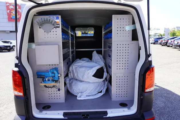 VW T6.1 2.0 TDI EINBAU-SCHRÄNKE!!!
