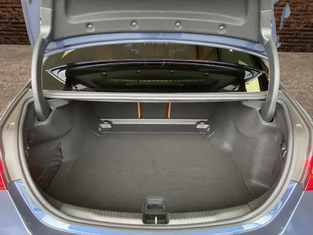 MERCEDES-BENZ C 200 4 Matic