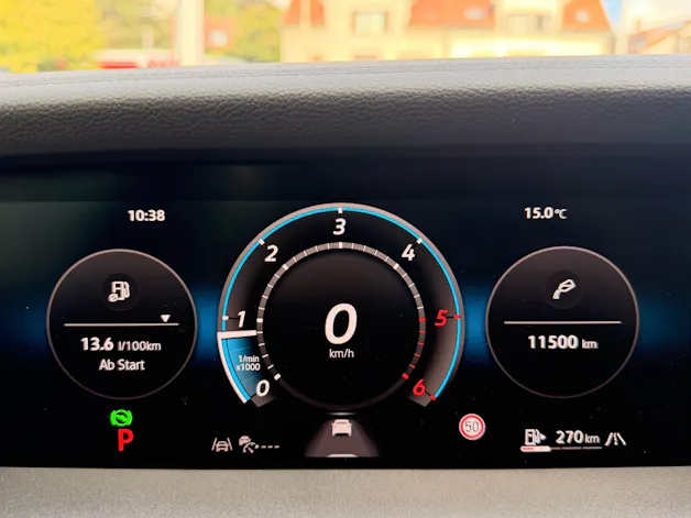 VW Tayron 2.0 TDI 193 PS 4MOTION LIFE *** ANHÄNGEKUPPLUNG & 7 SITZER ***