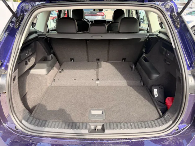 VW Tayron 2.0 TDI 193 PS 4MOTION LIFE *** ANHÄNGEKUPPLUNG & 7 SITZER ***