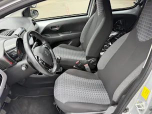 PEUGEOT 108 e-1.0 VTi Stop&Start Allure