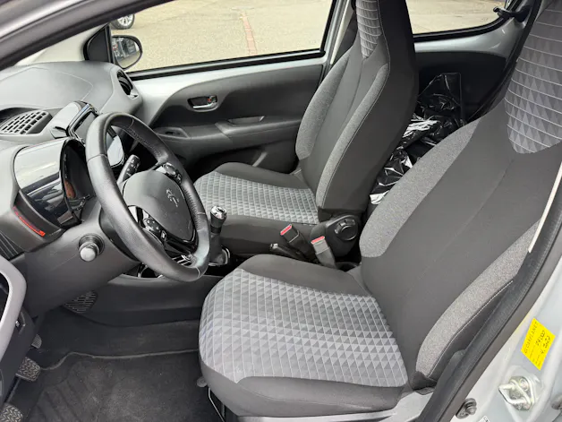 PEUGEOT 108 e-1.0 VTi Stop&Start Allure
