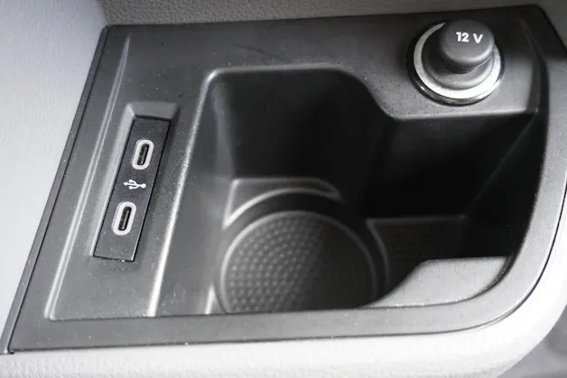 VW T6.1 2.0 TDI DSG EINBAUSCHRÄNKE!!!