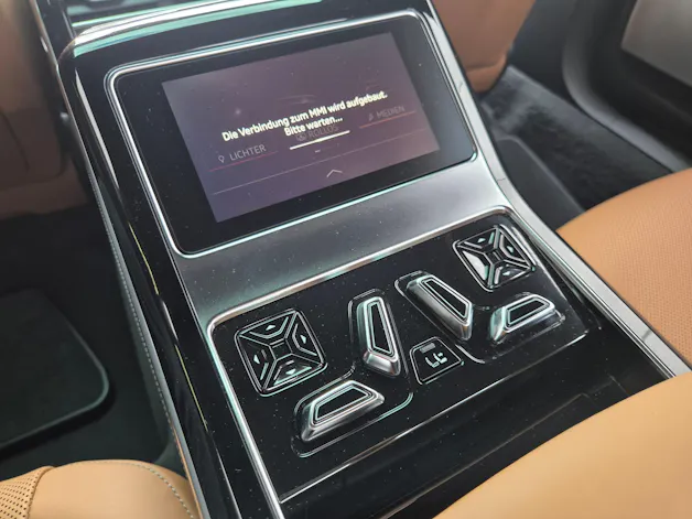 AUDI A8 60 L TFSI e quattro tiptronic
