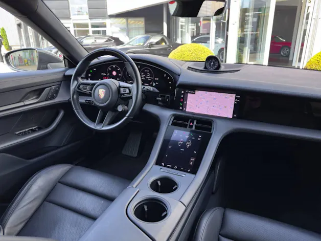 PORSCHE Taycan 4S Cross Turismo
