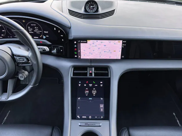 PORSCHE Taycan 4S Cross Turismo