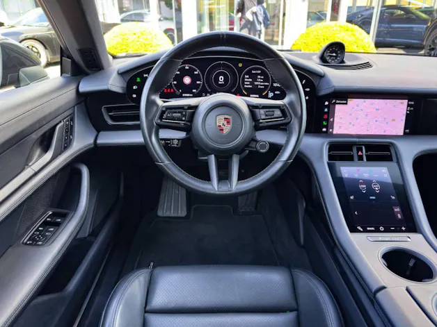 PORSCHE Taycan 4S Cross Turismo