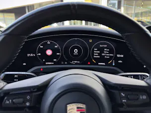 PORSCHE Taycan 4S Cross Turismo