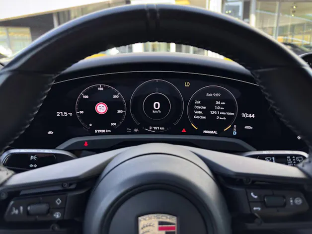 PORSCHE Taycan 4S Cross Turismo
