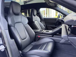 PORSCHE Taycan 4S Cross Turismo