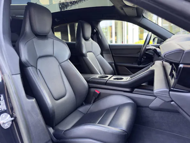 PORSCHE Taycan 4S Cross Turismo