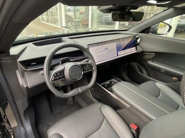 MAZDA CX-6e 68,8 kWh Takumi