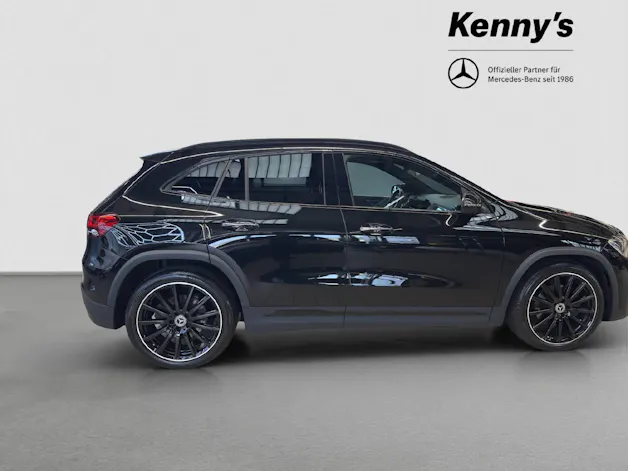 MERCEDES-BENZ GLA 220 d AMG Line 4MATIC