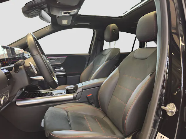 MERCEDES-BENZ GLA 220 d AMG Line 4MATIC