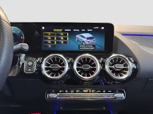 MERCEDES-BENZ GLA 220 d AMG Line 4MATIC