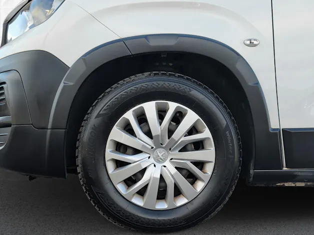 PEUGEOT Rifter Active