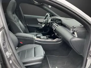 MERCEDES-BENZ CLA SB 35 AMG 8G-DCT 4M