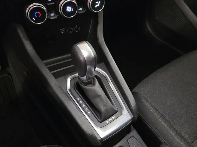 RENAULT Clio 1.6 E-Tech Zen