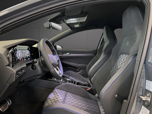 VW Golf 1.5 e TSI mHEV R-Line DSG