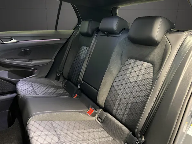 VW Golf 1.5 e TSI mHEV R-Line DSG