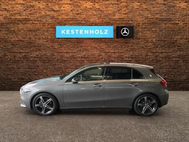 MERCEDES-BENZ A 180 Night Star